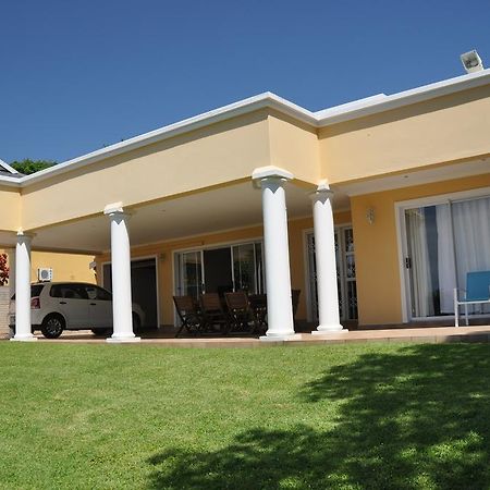 King Palm Self-Catering Suite ダーバン エクステリア 写真