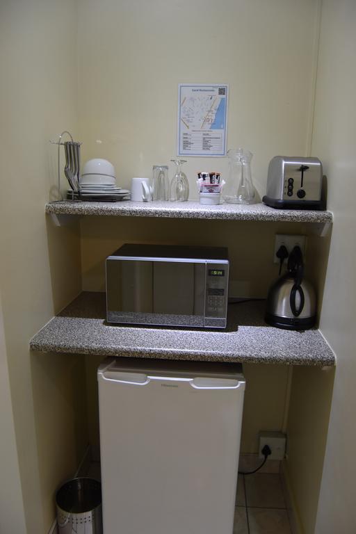 King Palm Self-Catering Suite ダーバン エクステリア 写真
